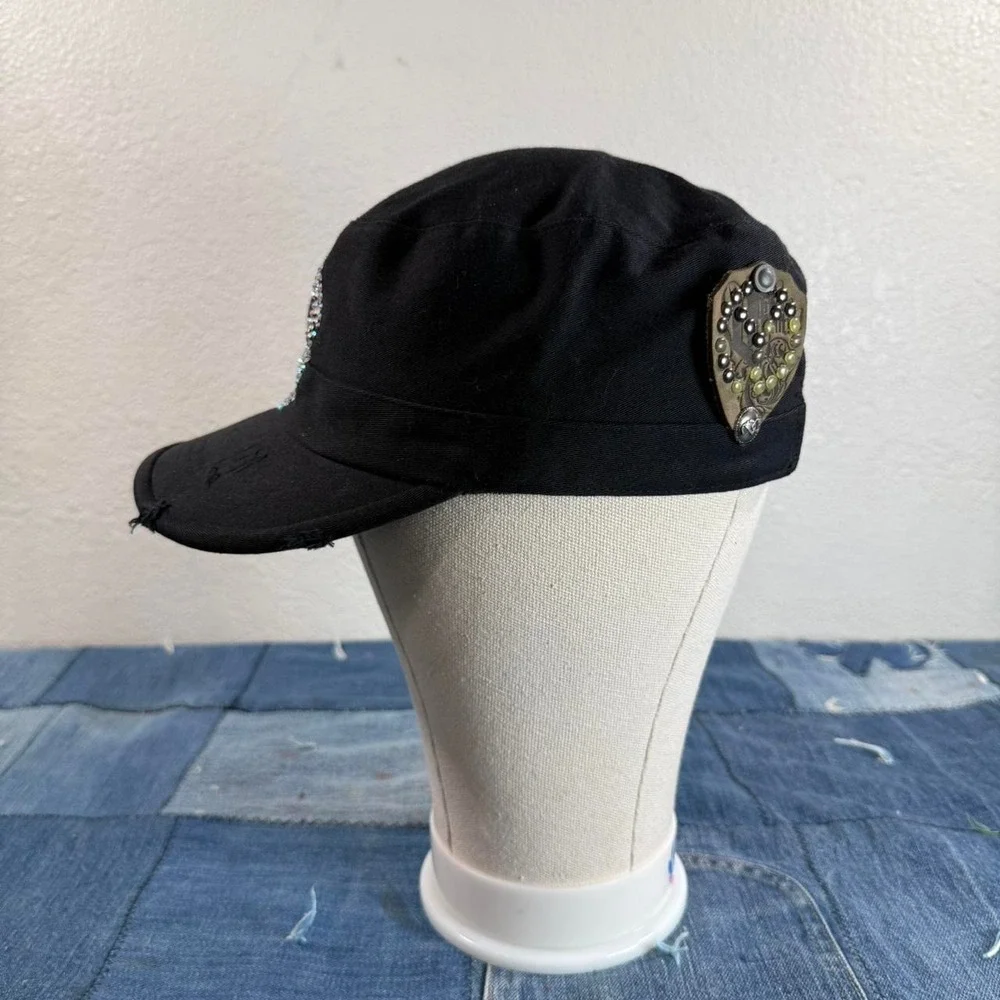 Dram control Black rhinestone peace sign cap Size L